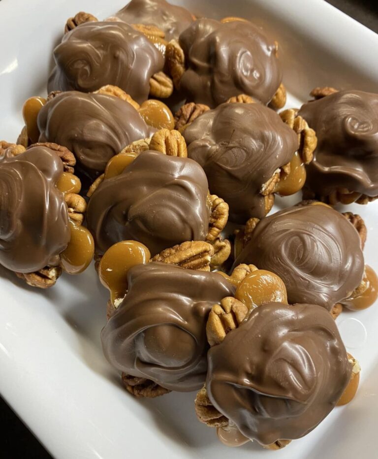 Pecan Caramel Turtle Cookies – Gooey & Homemade