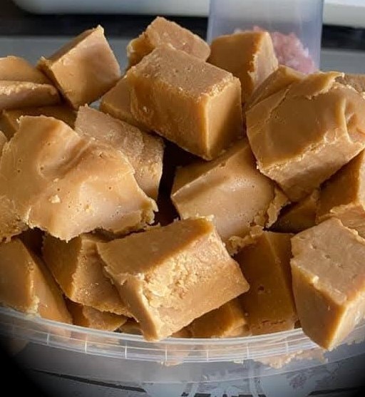 5 Ingredient Microwave Salted Caramel Fudge